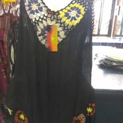 VESTIDO CON FLECO
